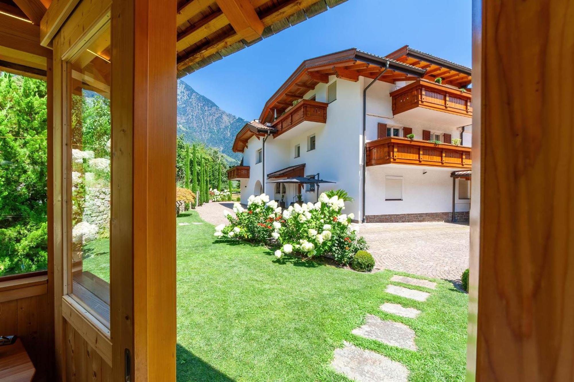 Appartementhaus Tratter Lagundo Exterior photo